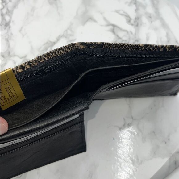 DELUX Genuine Snakeskin Leather Tan and Black Bifold Wallet-New! - Picture 4 of 5